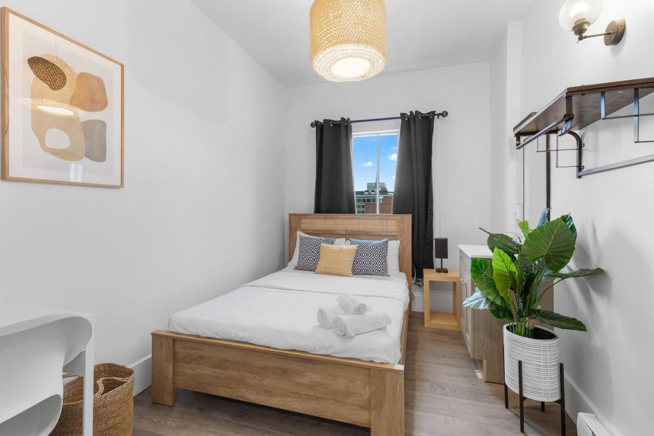Le Sand & Stone Hotel Montreal Ngoại thất bức ảnh