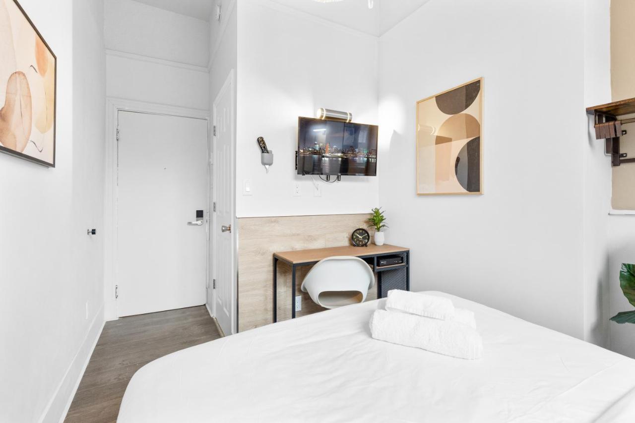 Le Sand & Stone Hotel Montreal Ngoại thất bức ảnh