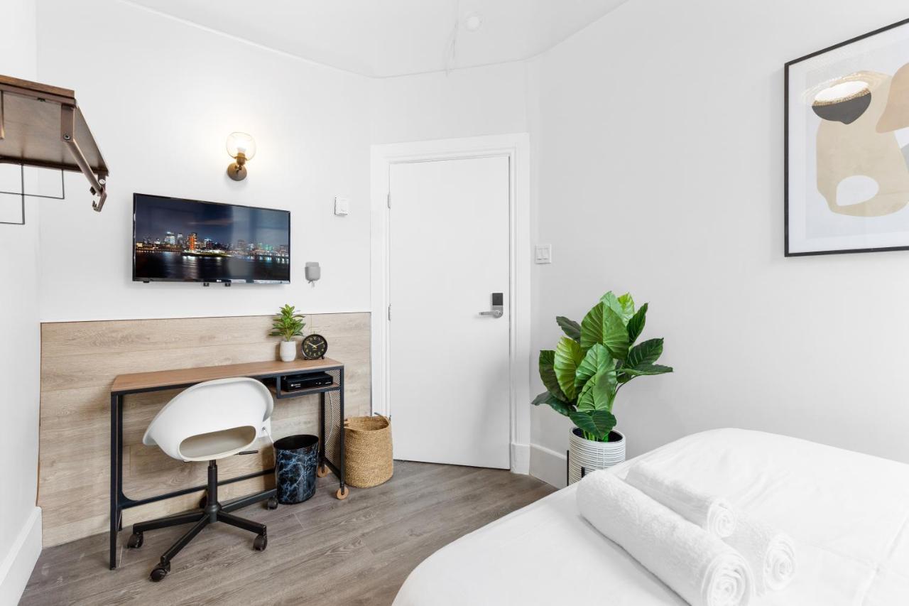 Le Sand & Stone Hotel Montreal Ngoại thất bức ảnh