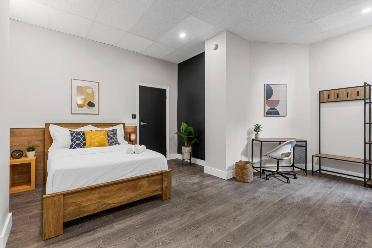 Le Sand & Stone Hotel Montreal Ngoại thất bức ảnh