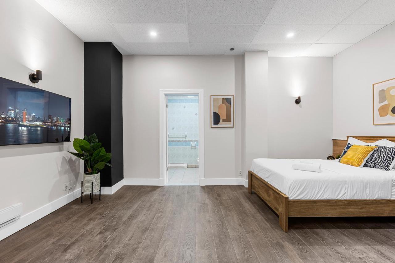 Le Sand & Stone Hotel Montreal Ngoại thất bức ảnh